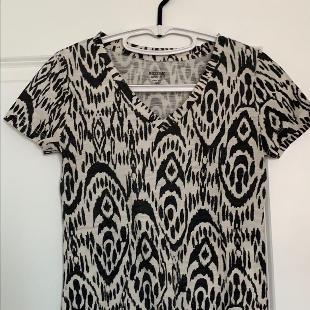 Mossimo tee